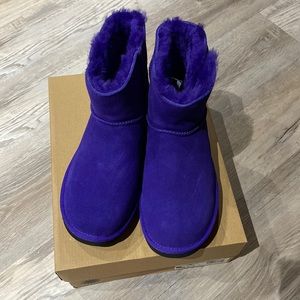 UGG women size 8